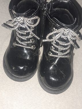 Kids Black Patent Lace-Up Boots 5